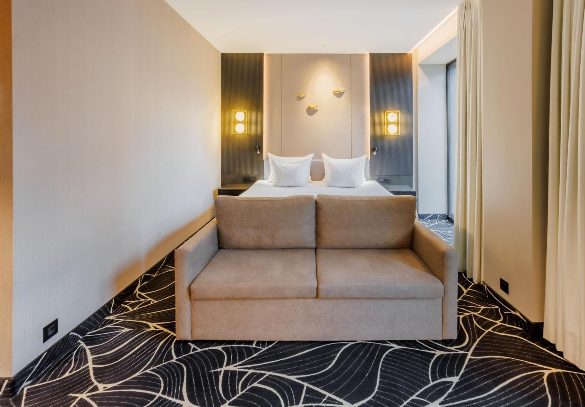 Movenpick Hotel Tallinn Talin Exterior foto