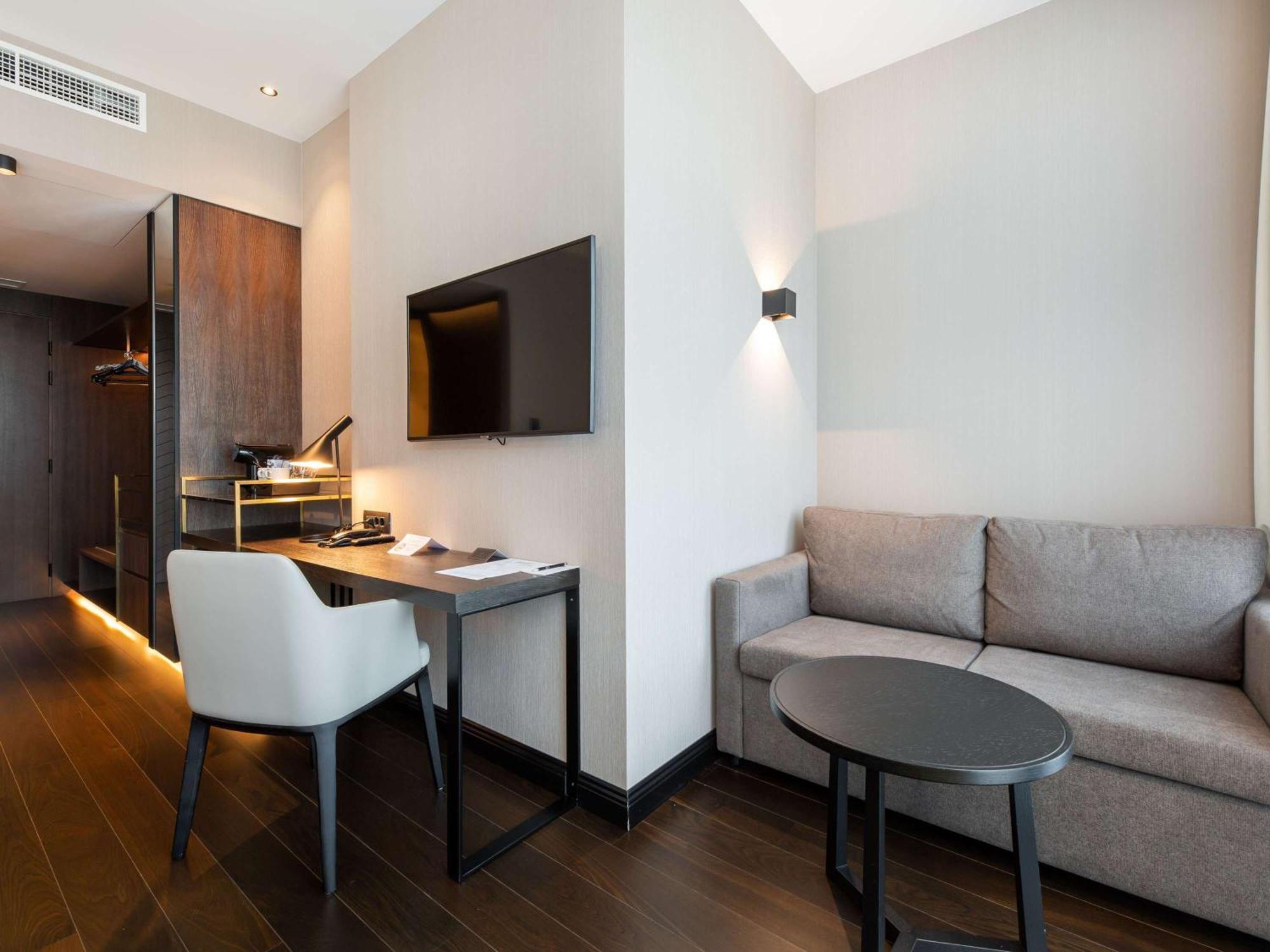 Movenpick Hotel Tallinn Talin Exterior foto